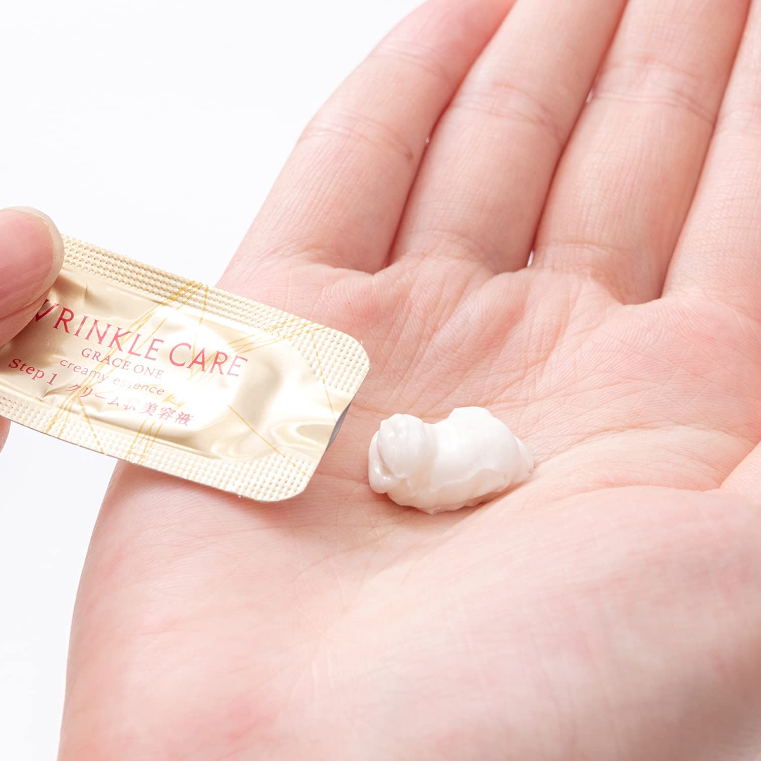 Двухэтапная маска-концентрат от морщин Kose Cosmeport Grace One Wrinkle Care W Concentrate Mask Двухэтапная маска-концентрат от морщин Kose Cosmeport Grace One Wrinkle Care W Concentrate Mask