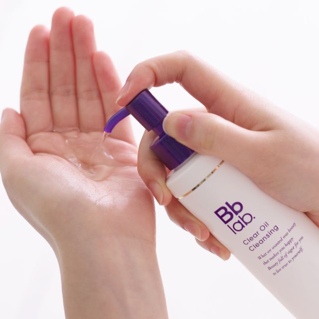 Деликатное масло для глубокого очищения и снятия макияжа Clear Oil Cleansing — фото товара BB Laboratories