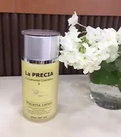 Двухфазный лосьон 3 в 1 с экстрактом Плаценты UTP La PRECIA Placenta Lotion — купить в Japrise Двухфазный лосьон 3 в 1 с экстрактом Плаценты UTP La PRECIA Placenta Lotion — фото товара Laennec Skincare