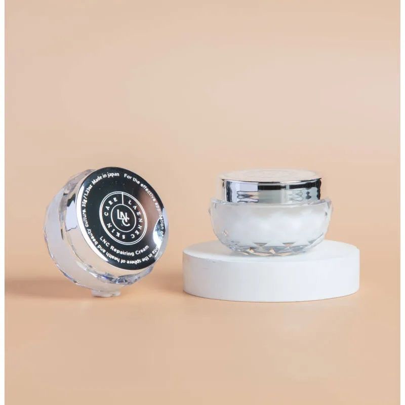 Крем-репарант плацентарный с увлажняющим эффектом LNC Repairing Cream — фото товара Laennec Skincare