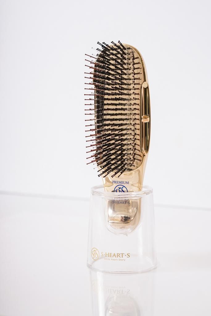 Премиальная расческа S-heart-S Scalp Brush Premium — купить в Japrise Премиальная расческа S-heart-S Scalp Brush Premium — фото товара S-HEART-S