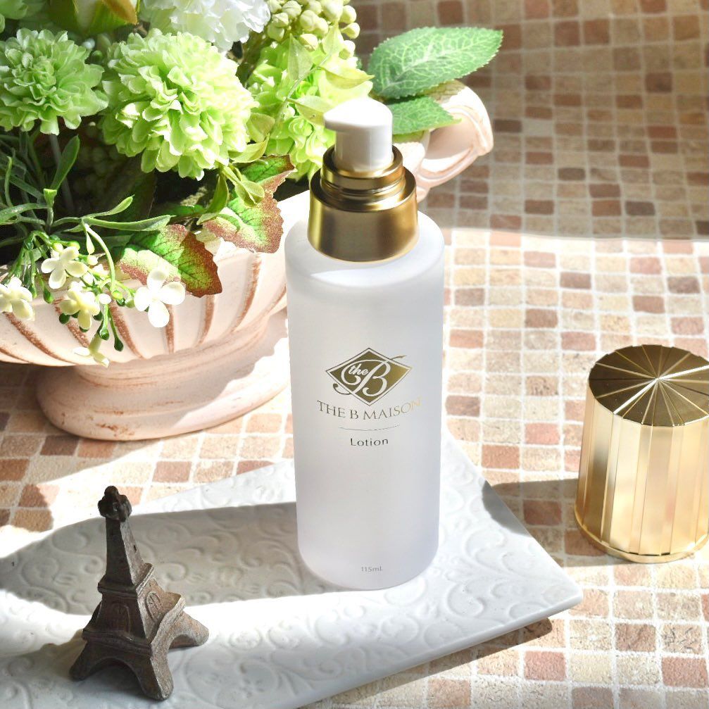 Лосьон для плотности и упругости кожи AXXZIA The B Maison Lotion — купить в Japrise Лосьон для плотности и упругости кожи AXXZIA The B Maison Lotion — фото товара Axxzia