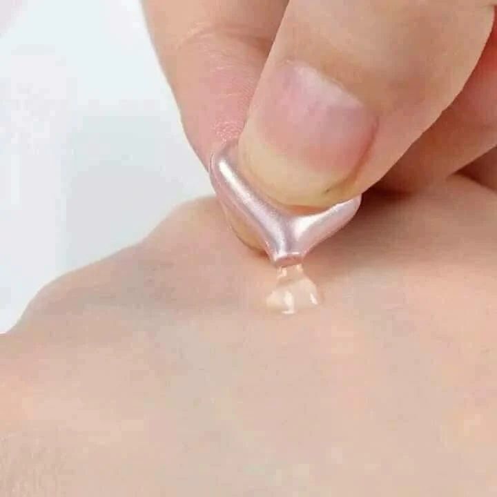 Эссенция в капсулах с протеогликаном для упругости кожи и борьбы с пигментацией Recore Serum DDS Richness White Capsule Plus — фото товара Bijou De Mer