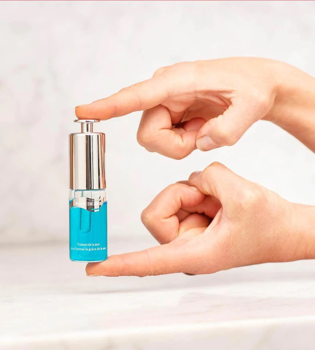 Сыворотка вокруг глаз для утреннего и вечернего ухода Recoreserum Bijou De Mer Rejuve Face Renewal Eye serum — купить в Japrise Сыворотка вокруг глаз для утреннего и вечернего ухода Recoreserum Bijou De Mer Rejuve Face Renewal Eye serum — фото товара Bijou De Mer