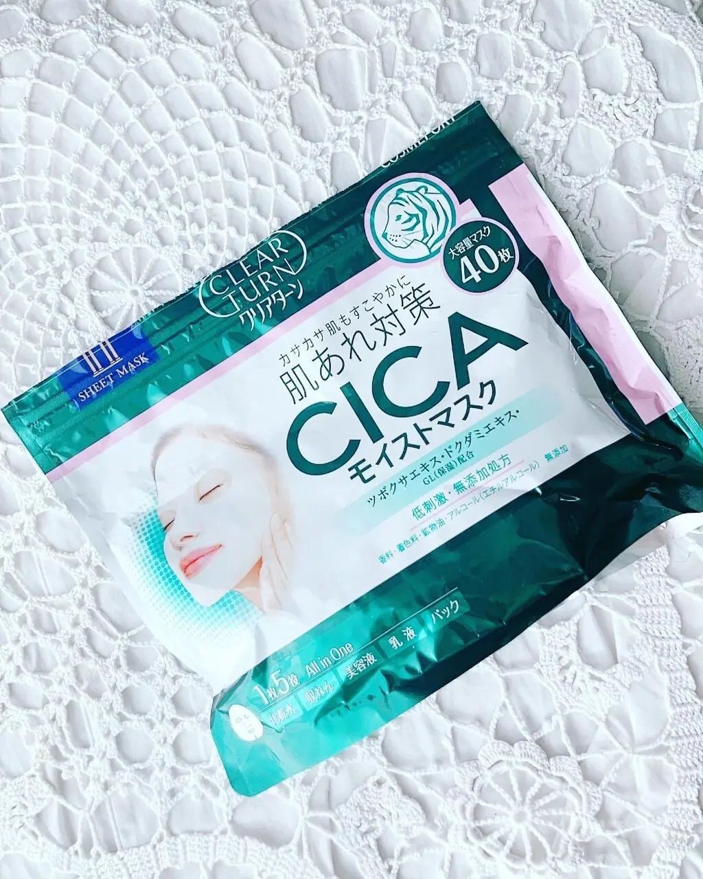 Увлажняющая и тонизирующая тканевая маска для ухода за подверженной раздражению кожей лица, с экстрактом центеллы азиатской Kose Cosmeport Clear Turn CICA Moist Mask