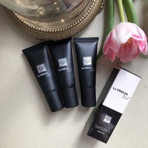 Жидкая тональная основа вуаль для лица с плацентой и коллагеном для профессионального ухода UTP SPF12 PA++ La PRECIA Veil Liquid Foundation — купить в Japrise Жидкая тональная основа вуаль для лица с плацентой и коллагеном для профессионального ухода UTP SPF12 PA++ La PRECIA Veil Liquid Foundation — фото товара Laennec Skincare