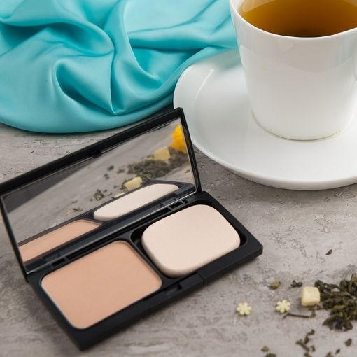 Компактная пудра-основа вуаль SPF20 UTP La PRECIA Veil Compact Foundation — купить в Japrise Компактная пудра-основа вуаль SPF20 UTP La PRECIA Veil Compact Foundation — фото товара Laennec Skincare