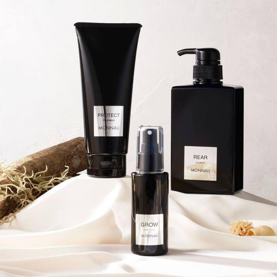 Шампунь от выпадения волос с увлажняющим действием Monnali Rear Shampoo — купить в Japrise Шампунь от выпадения волос с увлажняющим действием Monnali Rear Shampoo — фото товара MONNALI